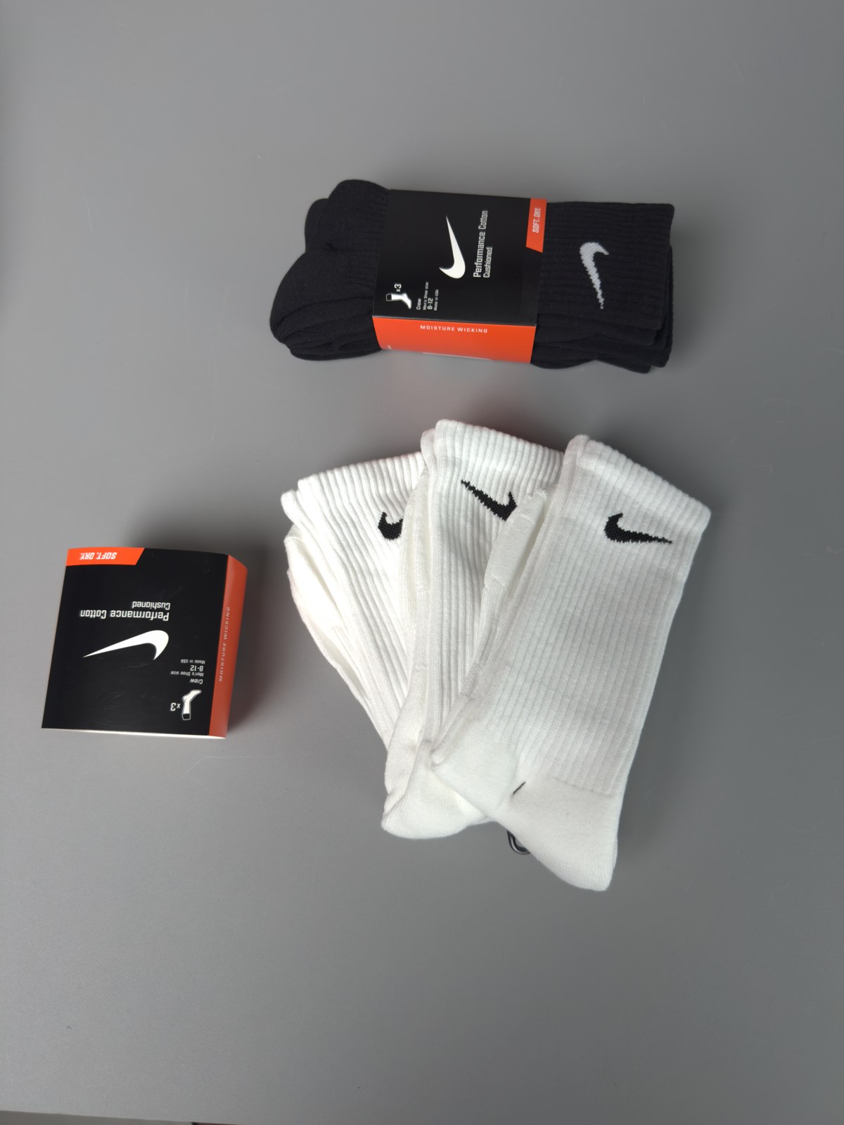 Swoosh Socks High Cut - 3 Pairs in 1 Bundle